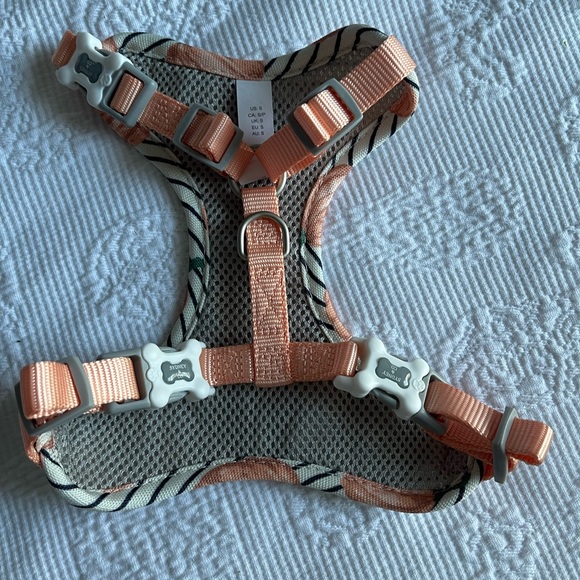 Sydney & Co Pumpkin Fall Dog Harness - Picture 5 of 7